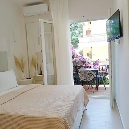 E & G Figareto 9 * Kanoni (Corfu)